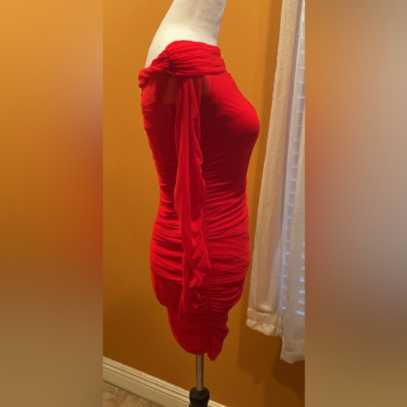 Women’s Red Evening Gown Dress Size XSmall - Picture 5 of 6